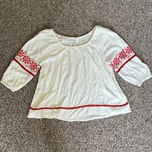Women’s Charming Charlie Cream Off the Shoulder Blouse Size L